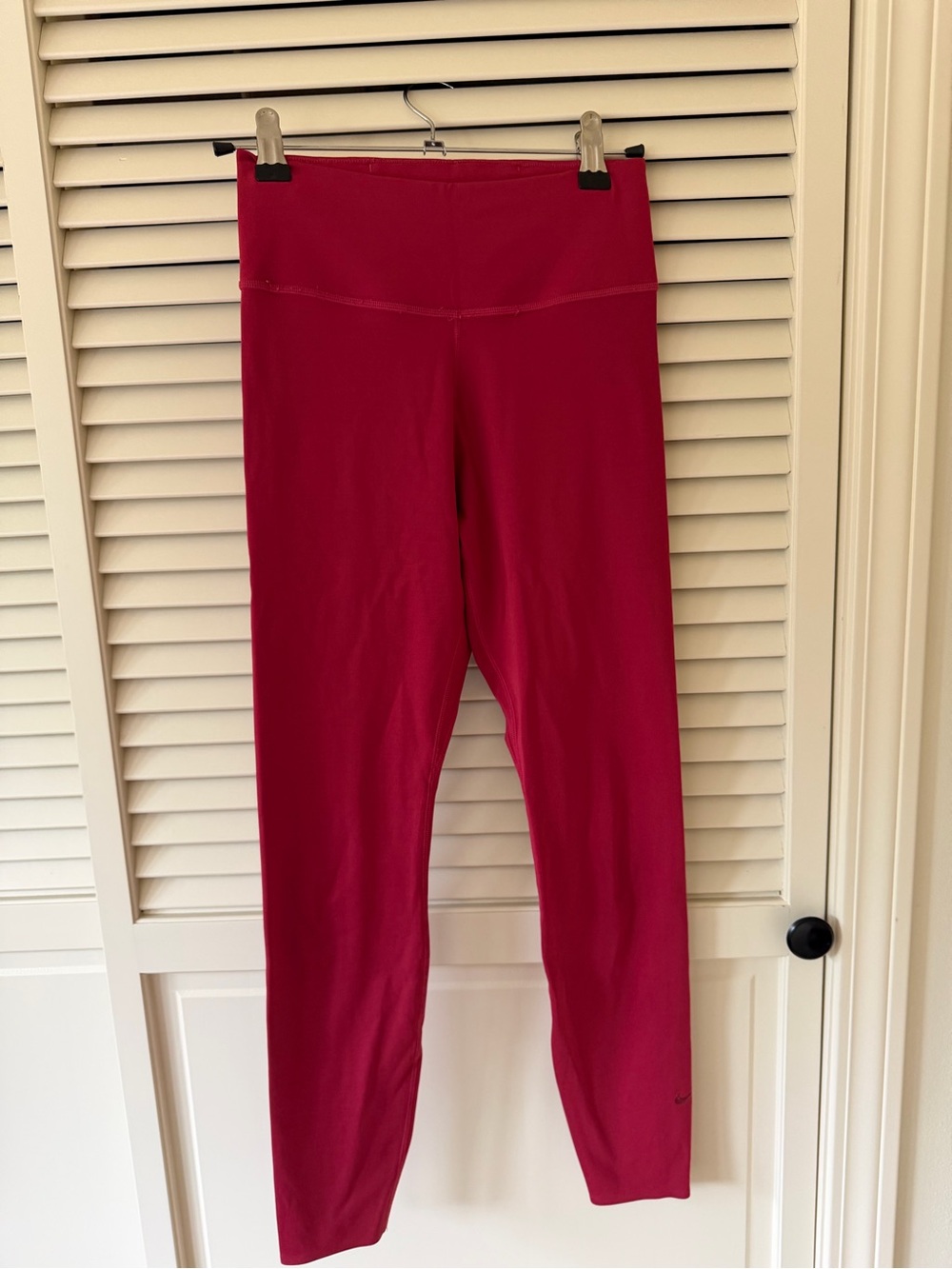 Nike High-Rise Berry Red Leggings